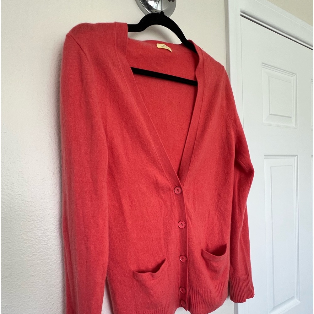Coral Cashmere Women’s Cardigan - Picture 2 of 8